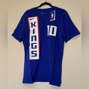 Men’s The Nike Tee Blue Kings Graphic Tee Size M